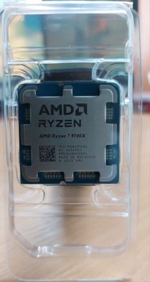 AMD Ryzen 7 9700x OEM New