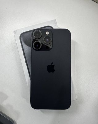 IPhone XR 15 Pro korpusda