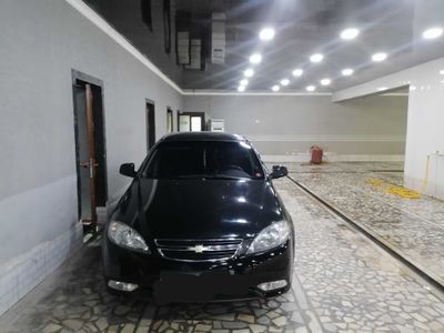 Chevrolet Jentra