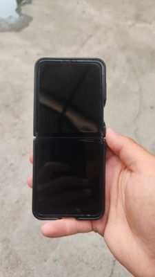 Galaxy Z Flip 5 8/256гб