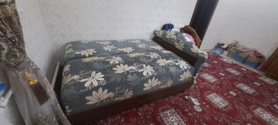 Divan sotiladi xolati yaxshi