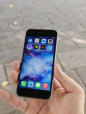 iphone 6s yahshi holatda imeyka otgan sotiladi !