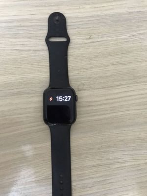 Apple watch 5.44