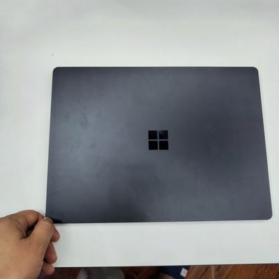 Microsoft surface laptop
