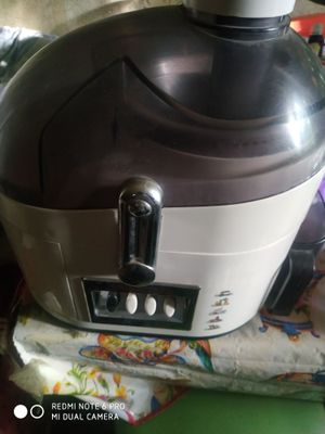 Продается соковыжималка Sunmile 800 w
