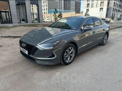 Продам свою Hyundai Sonata.