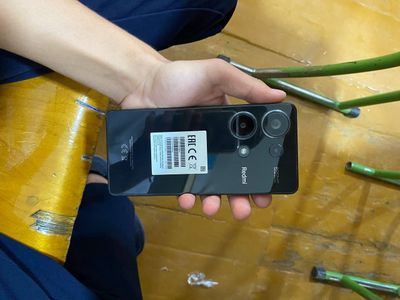 Redmi note 13pro 12/256