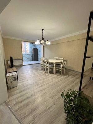 Продаётся квартира 3/3/4, 75м², Евроремонт с удобствами, срочно!!!