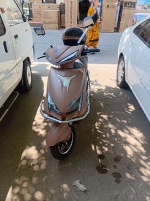 Vasat motor skuter