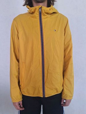 Ветровка-дождевик Tommy Hilfiger, желтая
