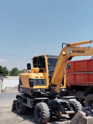 Hyundai w55 2013