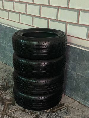 Продаются шины для Gentra