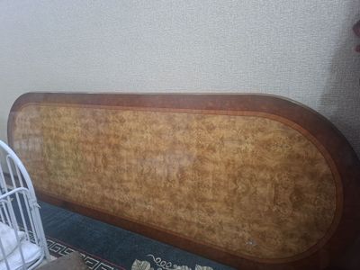 Продаётся стол в хорошем состоянии