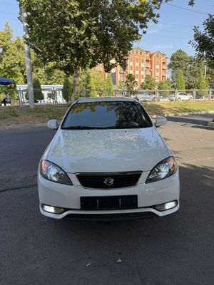 Gentra AT без люка