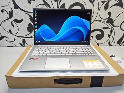 ПРОДАМ Asus VivoBook 15 Ноутбук Ryzen™3-7320U/8GBD5/256SSD/15.6"iPSFHD