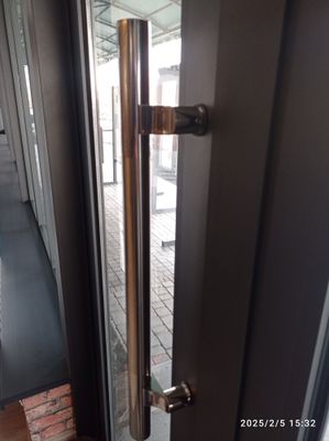Mebel,eshik-romlarni tamirlash xizmati