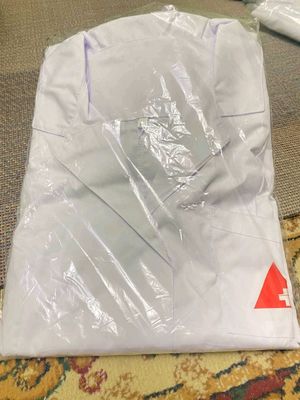 Meditsina halati rammer 52 yengi b/u emas