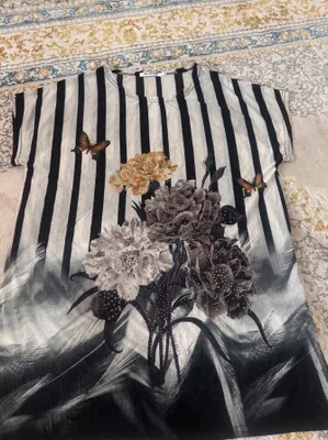 Новая женская футболка из Кореи