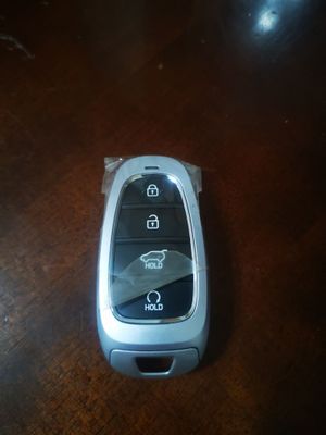 Оригинальный ключ пульт от hyundai.