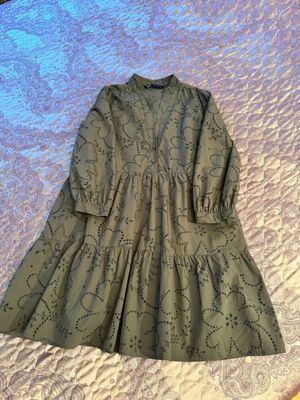 Платье Zara