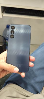 Samsung A25. Yangidek