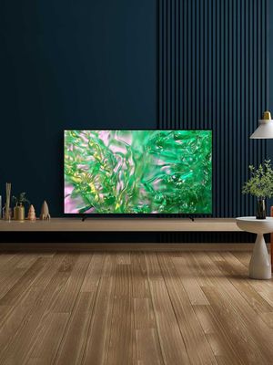 Samsung 55 DU8000 " 4K UHD SMART TV — Яркое изображение и звук!
