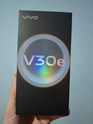 Vivo v 30 e 8 / 256
