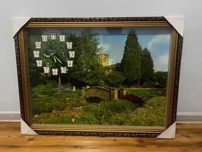 Картина с часами
