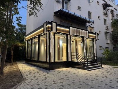 Аренда под Офис Ориентир Госпиталный базар 98м2 2800$ торг