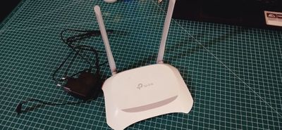 TP-Link TL-WR840N.
