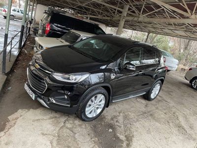 Treker primier 2019yil ideal kraskasi toza 62.000probeg 13.000$