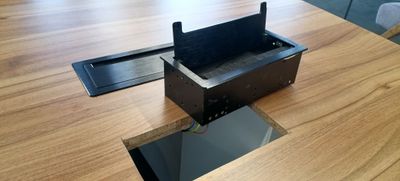 Розетка встраиваемая. Блок розеток с USB зарядкой.
