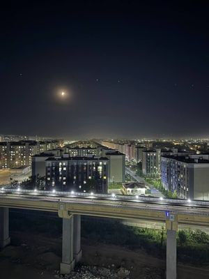 Kvartira choshtema metro tagida yangi domlardan