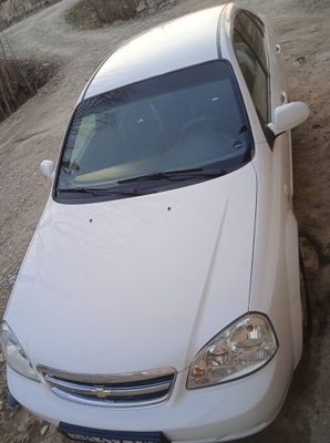 Lacetti 2010 faqat naxtga sotiladi