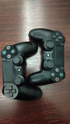 Joystick playstation 4 оригинальный