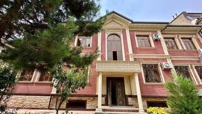 Продается Дом 2 этажный 1 этаж Шайхантахур район