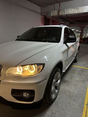 BMW X6 Xdrive 5.0