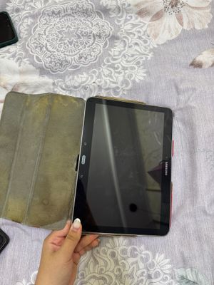 Планшет Samsung продаю срочно