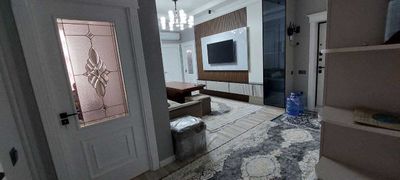 Kotta bollarga Upakovka qilingan uy Sebzorda