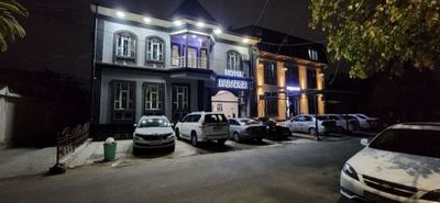 Продаётся действующая гостиница рядом с Мирабад авеню