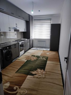 Chilonzor va Olmazor metrolari yaqnida kvartira bor