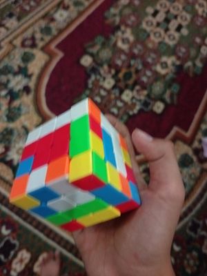Продаётся кубик рубик 4х4