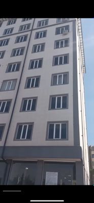 Kvartira sotiladi Navoiy shahar
