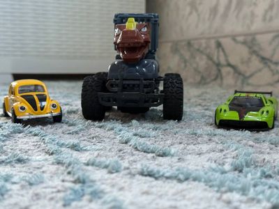 Игрушки машинки .
