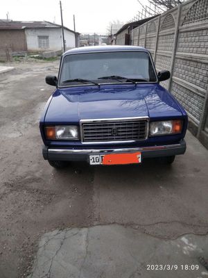 Срочно сотилади 2001 йил 2,500
