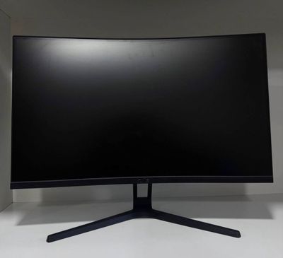 Rulls 27 Curved 75hz sastyanasi ideal karopka dok bor 4ta