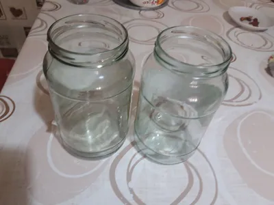 Продаются стеклянные банки.Дешево.