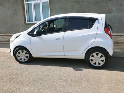 Продам Spark 2015,2поз 145000 км