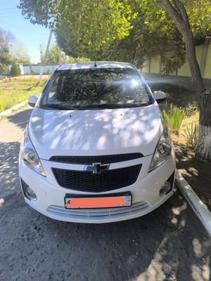 Chevrolet Spark 2012 2 позиция