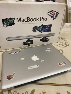 MacBook Pro 13 holati yangi